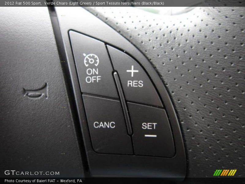 Verde Chiaro (Light Green) / Sport Tessuto Nero/Nero (Black/Black) 2012 Fiat 500 Sport