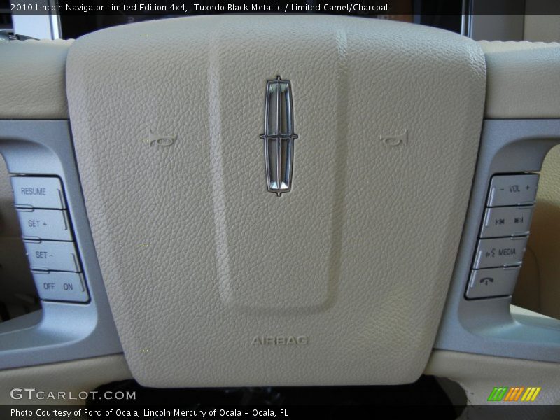 Controls of 2010 Navigator Limited Edition 4x4