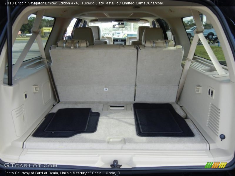  2010 Navigator Limited Edition 4x4 Trunk