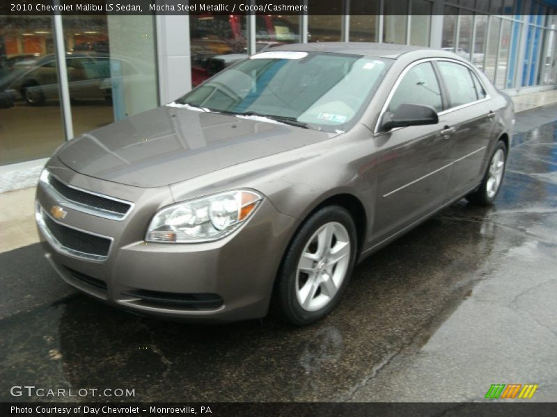 Front 3/4 View of 2010 Malibu LS Sedan