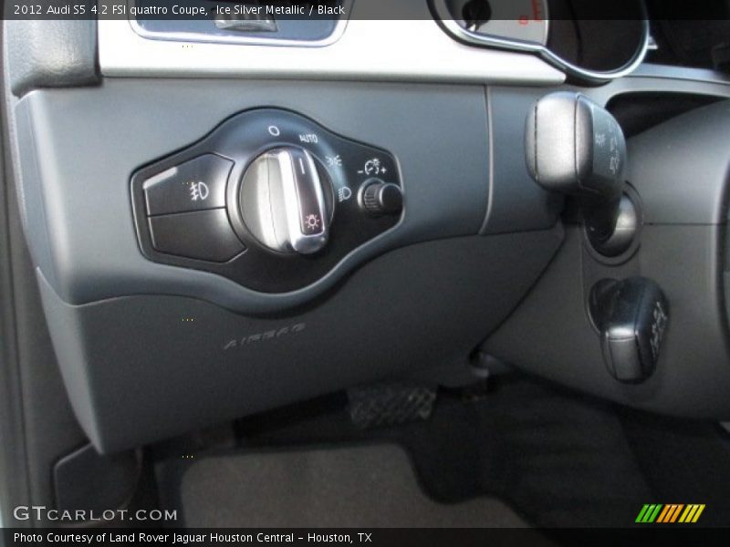 Controls of 2012 S5 4.2 FSI quattro Coupe