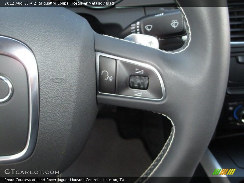 Controls of 2012 S5 4.2 FSI quattro Coupe