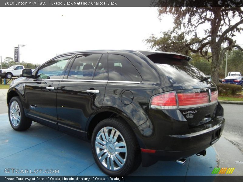 Tuxedo Black Metallic / Charcoal Black 2010 Lincoln MKX FWD