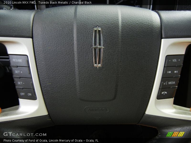 Tuxedo Black Metallic / Charcoal Black 2010 Lincoln MKX FWD