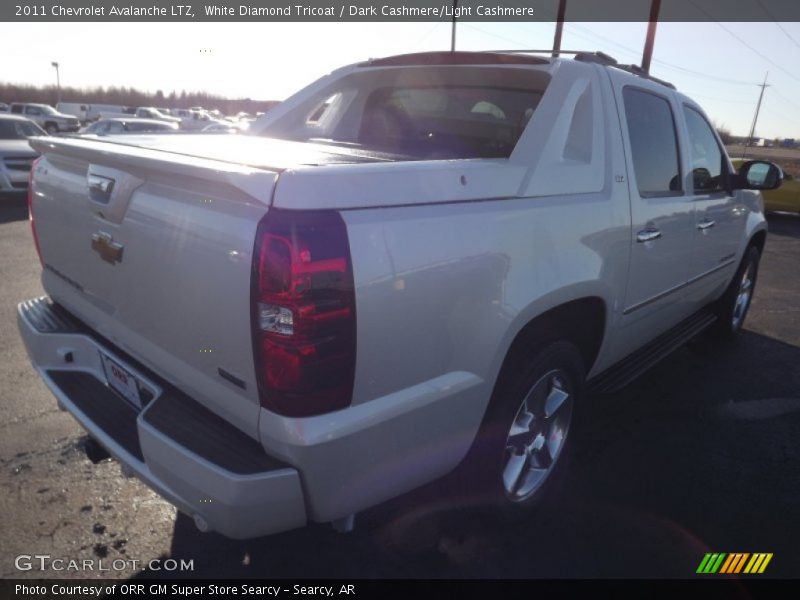 White Diamond Tricoat / Dark Cashmere/Light Cashmere 2011 Chevrolet Avalanche LTZ