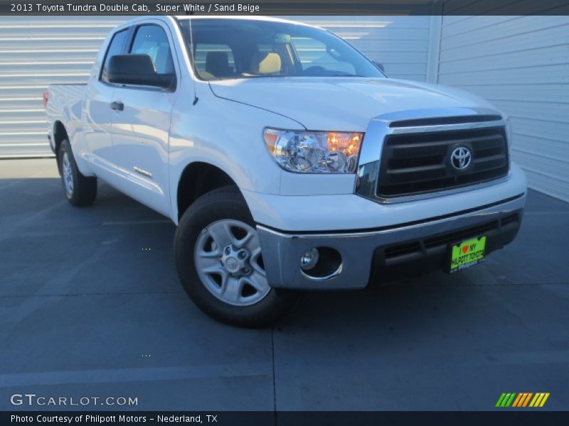 Super White / Sand Beige 2013 Toyota Tundra Double Cab