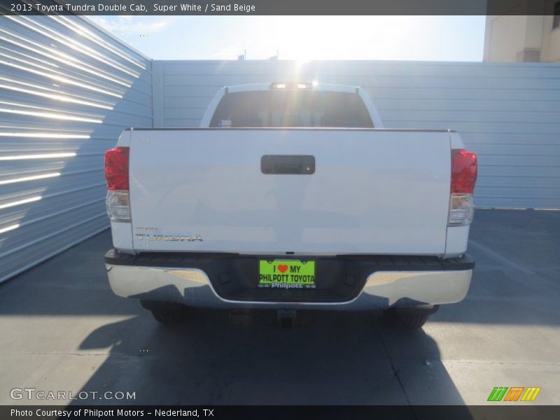 Super White / Sand Beige 2013 Toyota Tundra Double Cab