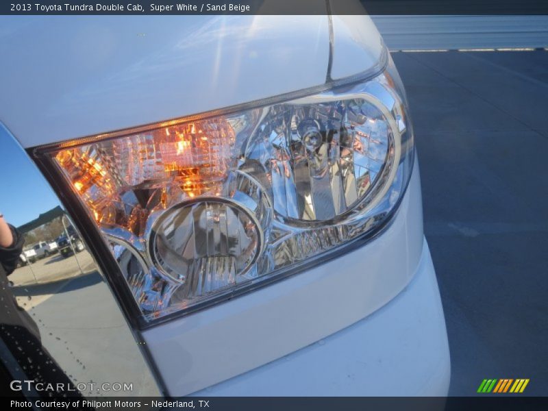 Super White / Sand Beige 2013 Toyota Tundra Double Cab