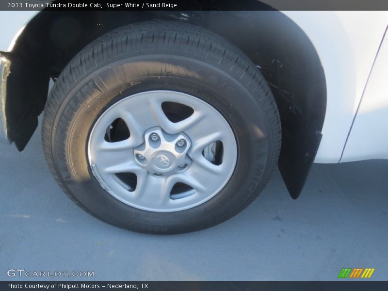 Super White / Sand Beige 2013 Toyota Tundra Double Cab