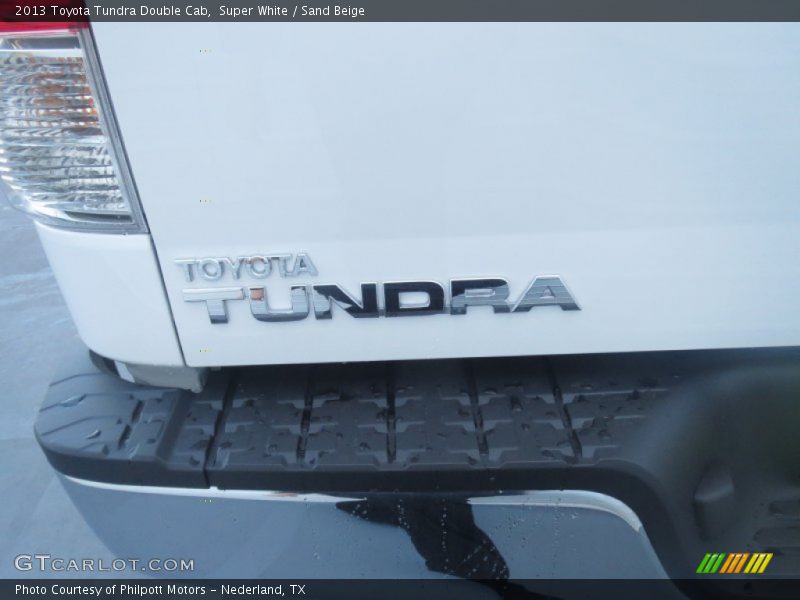 Super White / Sand Beige 2013 Toyota Tundra Double Cab