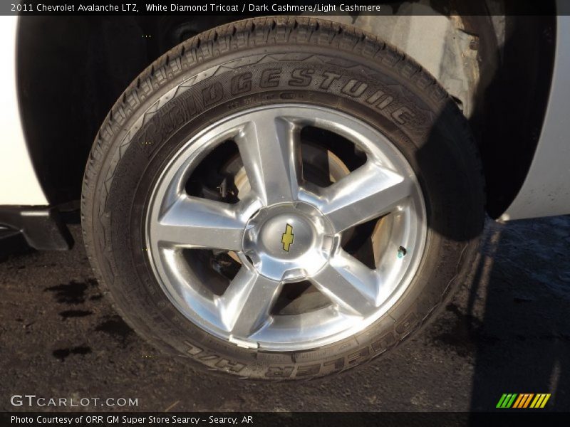 White Diamond Tricoat / Dark Cashmere/Light Cashmere 2011 Chevrolet Avalanche LTZ