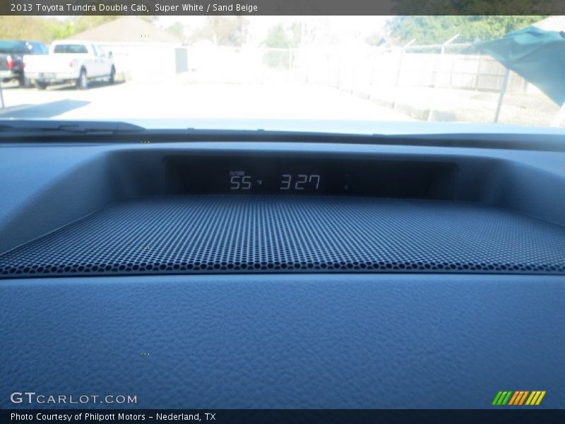 Super White / Sand Beige 2013 Toyota Tundra Double Cab