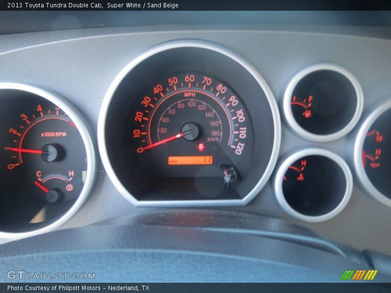 Super White / Sand Beige 2013 Toyota Tundra Double Cab