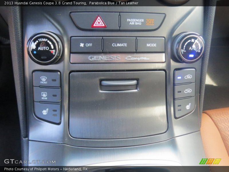 Controls of 2013 Genesis Coupe 3.8 Grand Touring