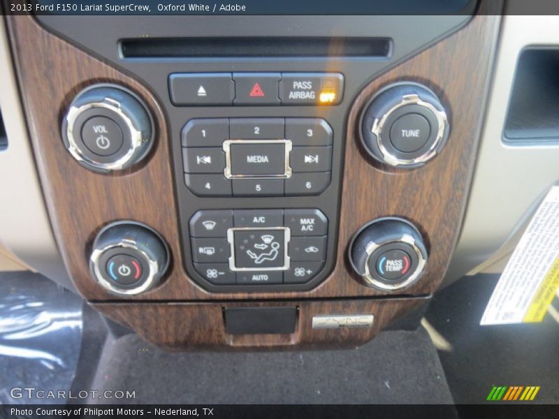 Oxford White / Adobe 2013 Ford F150 Lariat SuperCrew