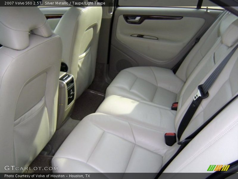 Silver Metallic / Taupe/Light Taupe 2007 Volvo S60 2.5T