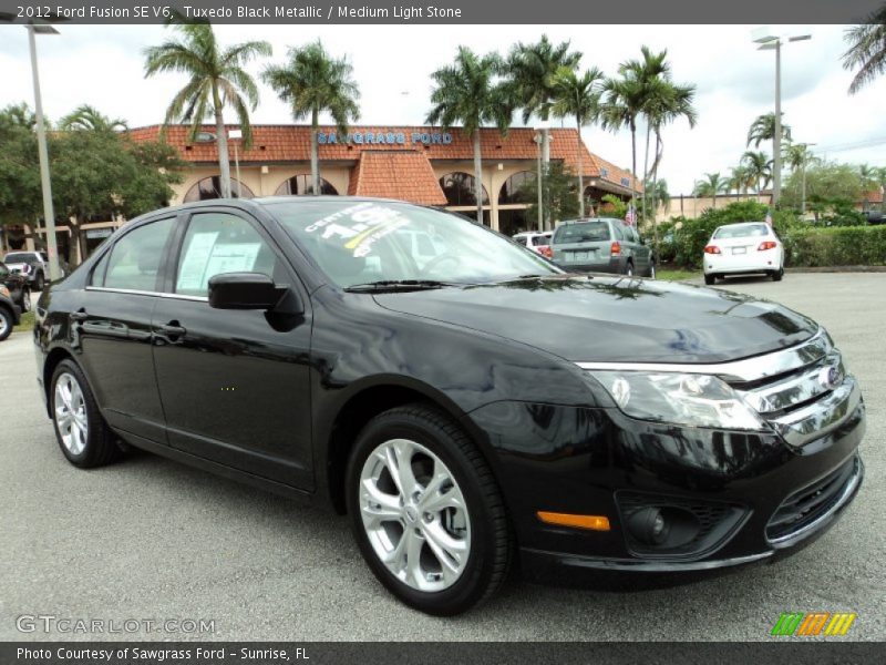 Tuxedo Black Metallic / Medium Light Stone 2012 Ford Fusion SE V6