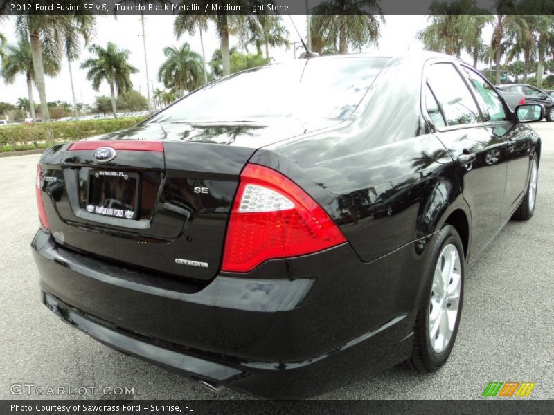 Tuxedo Black Metallic / Medium Light Stone 2012 Ford Fusion SE V6