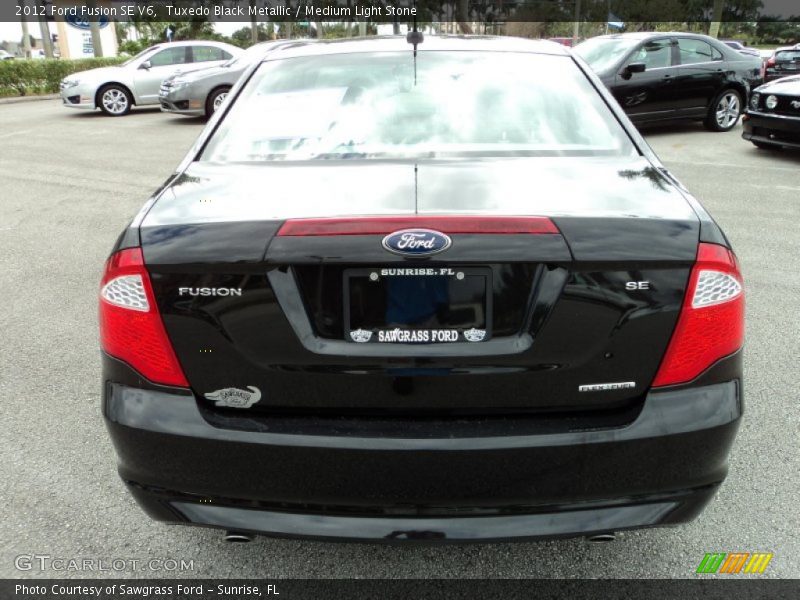 Tuxedo Black Metallic / Medium Light Stone 2012 Ford Fusion SE V6