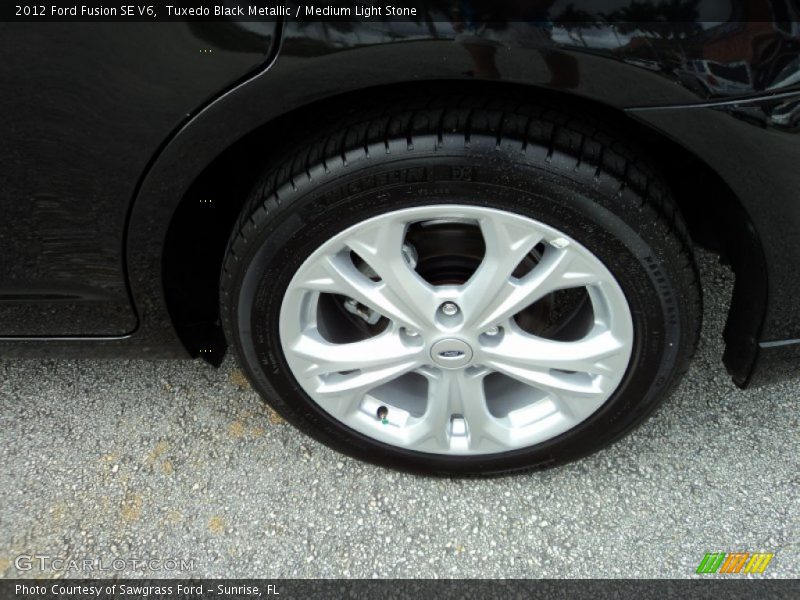 Tuxedo Black Metallic / Medium Light Stone 2012 Ford Fusion SE V6