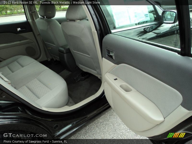 Tuxedo Black Metallic / Medium Light Stone 2012 Ford Fusion SE V6