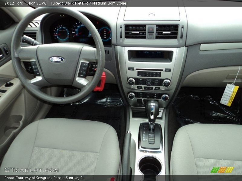 Tuxedo Black Metallic / Medium Light Stone 2012 Ford Fusion SE V6