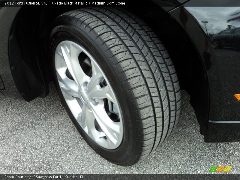 Tuxedo Black Metallic / Medium Light Stone 2012 Ford Fusion SE V6