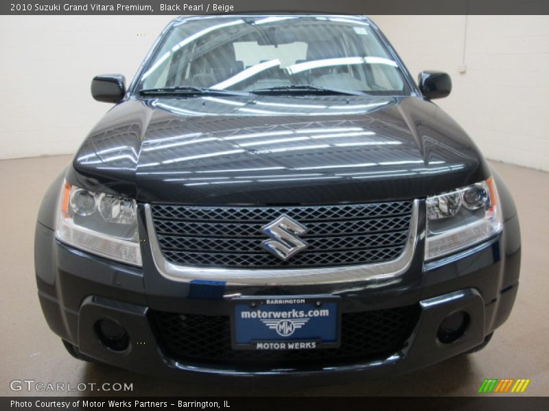 Black Pearl / Beige 2010 Suzuki Grand Vitara Premium