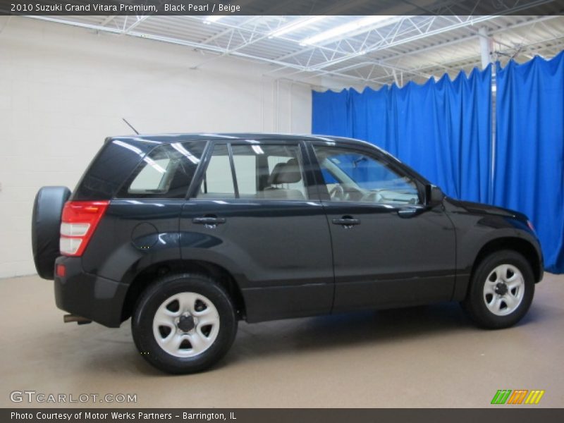 Black Pearl / Beige 2010 Suzuki Grand Vitara Premium