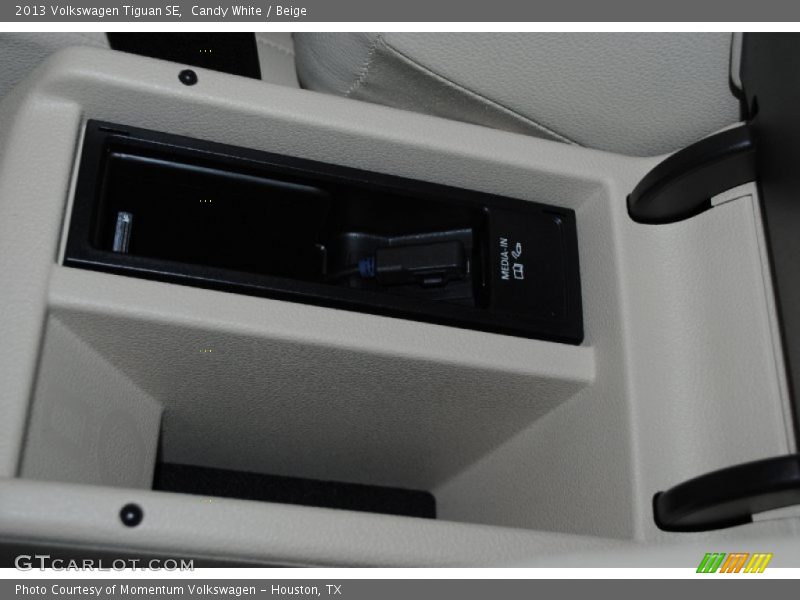 Candy White / Beige 2013 Volkswagen Tiguan SE