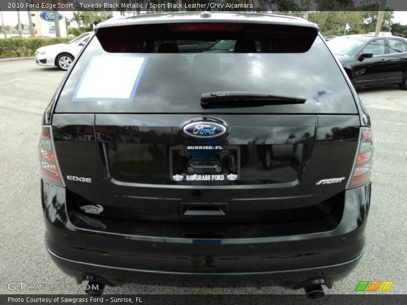 Tuxedo Black Metallic / Sport Black Leather/Grey Alcantara 2010 Ford Edge Sport