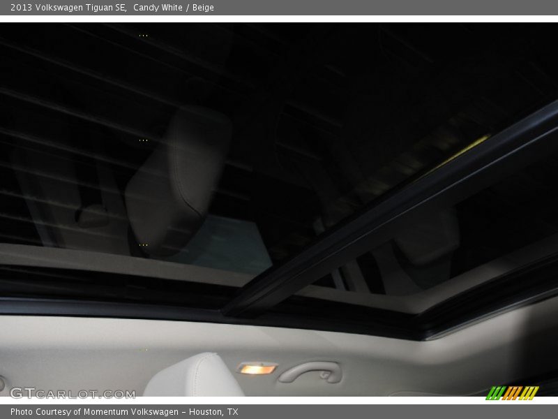 Candy White / Beige 2013 Volkswagen Tiguan SE