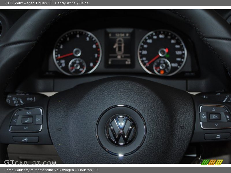 Candy White / Beige 2013 Volkswagen Tiguan SE