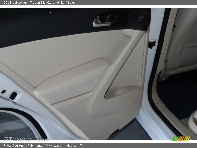 Candy White / Beige 2013 Volkswagen Tiguan SE