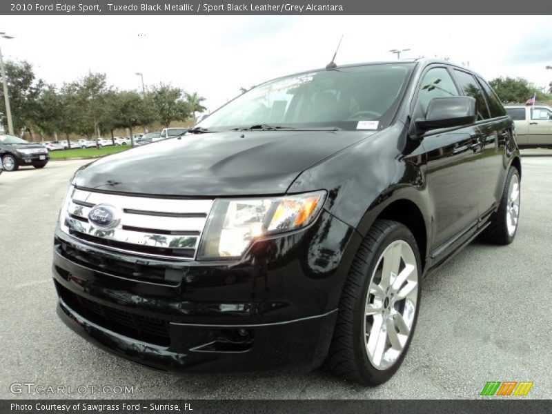 Tuxedo Black Metallic / Sport Black Leather/Grey Alcantara 2010 Ford Edge Sport