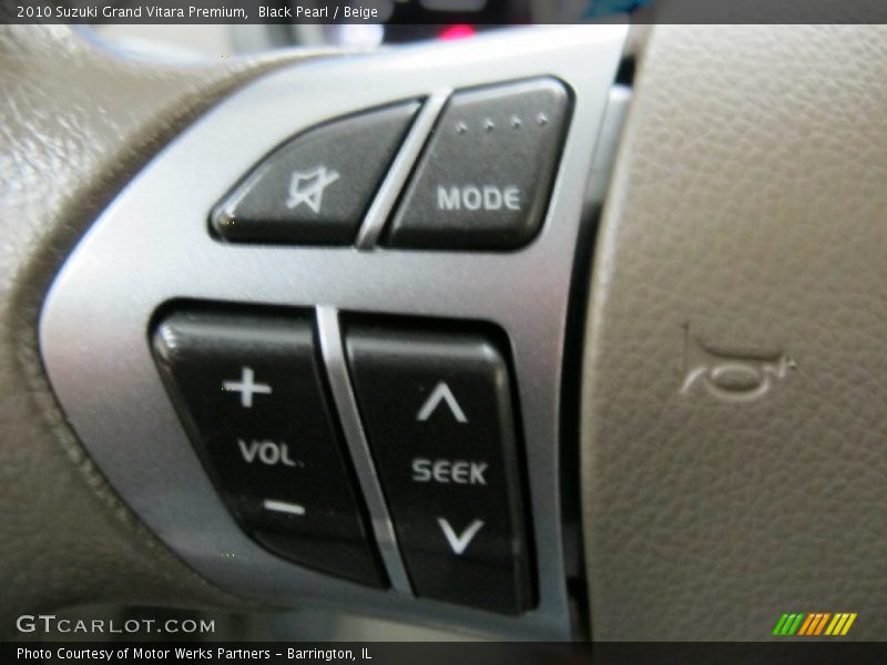 Black Pearl / Beige 2010 Suzuki Grand Vitara Premium