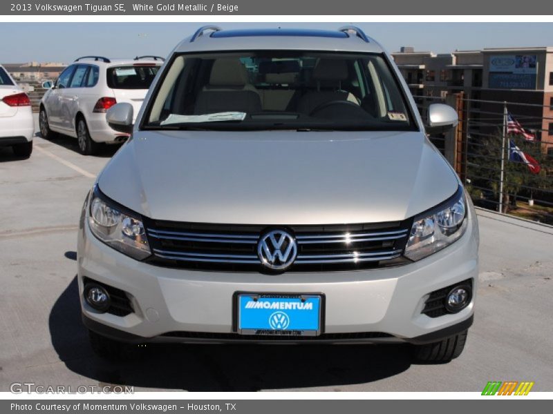White Gold Metallic / Beige 2013 Volkswagen Tiguan SE