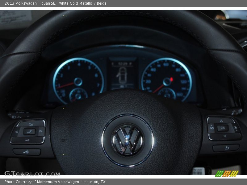 White Gold Metallic / Beige 2013 Volkswagen Tiguan SE