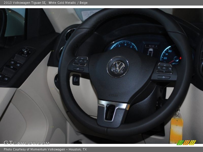 White Gold Metallic / Beige 2013 Volkswagen Tiguan SE