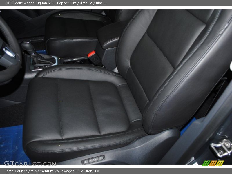 Pepper Gray Metallic / Black 2013 Volkswagen Tiguan SEL