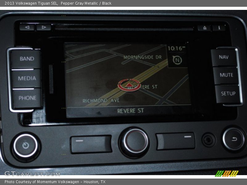 Pepper Gray Metallic / Black 2013 Volkswagen Tiguan SEL