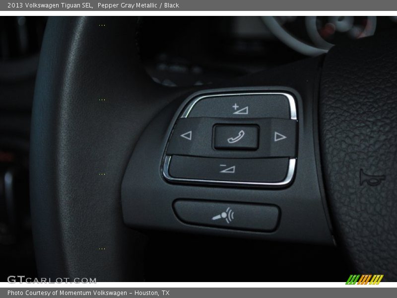 Pepper Gray Metallic / Black 2013 Volkswagen Tiguan SEL