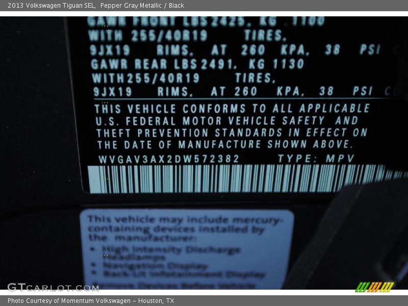 Pepper Gray Metallic / Black 2013 Volkswagen Tiguan SEL