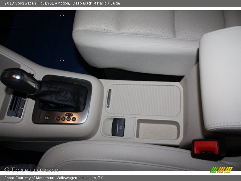 Deep Black Metallic / Beige 2013 Volkswagen Tiguan SE 4Motion