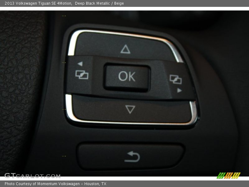 Deep Black Metallic / Beige 2013 Volkswagen Tiguan SE 4Motion
