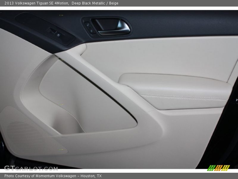 Deep Black Metallic / Beige 2013 Volkswagen Tiguan SE 4Motion