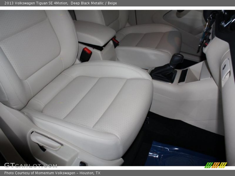 Deep Black Metallic / Beige 2013 Volkswagen Tiguan SE 4Motion