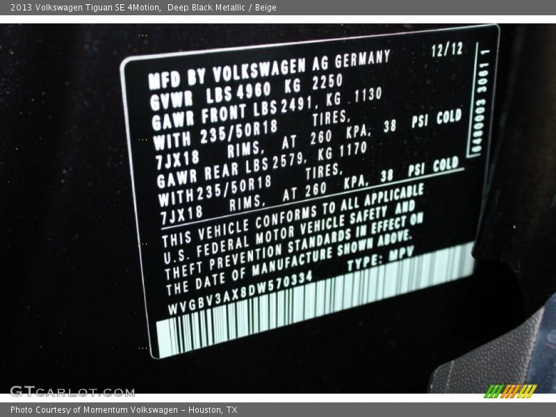 Deep Black Metallic / Beige 2013 Volkswagen Tiguan SE 4Motion