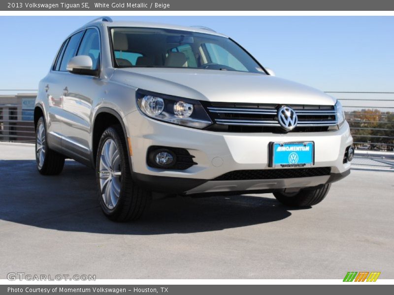 White Gold Metallic / Beige 2013 Volkswagen Tiguan SE
