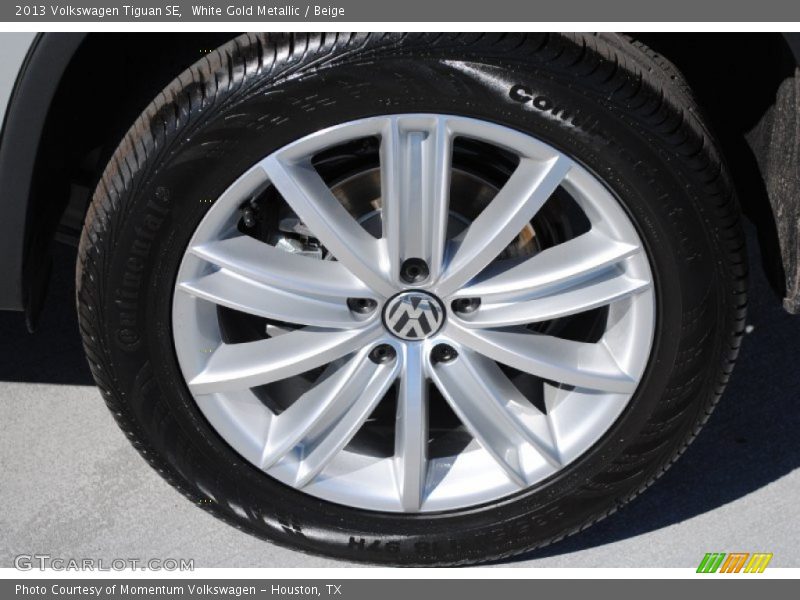 White Gold Metallic / Beige 2013 Volkswagen Tiguan SE